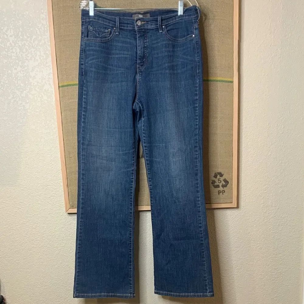 Levis perfectly slimming 512 bootcut